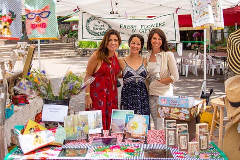 3 girls at the vail farmer market