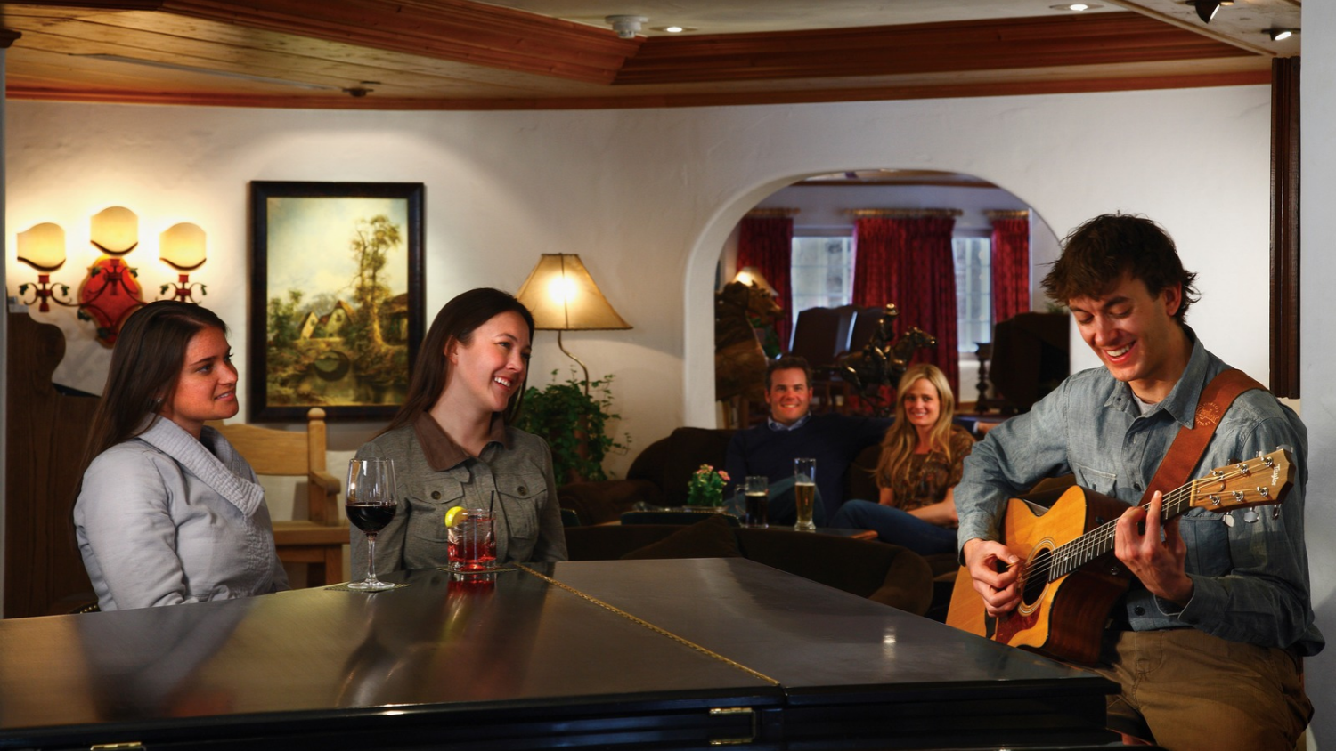 Sonnenalp - King's Club Live Music
